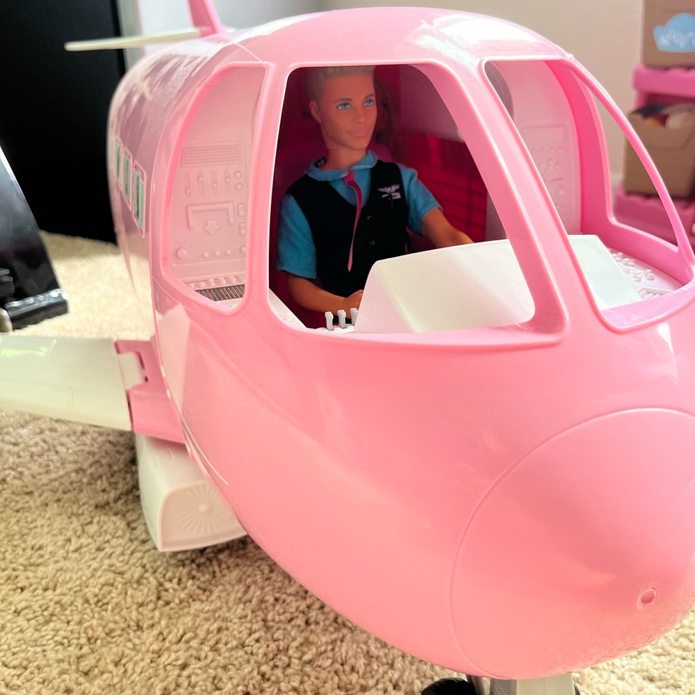 Barbie Travel Airplane